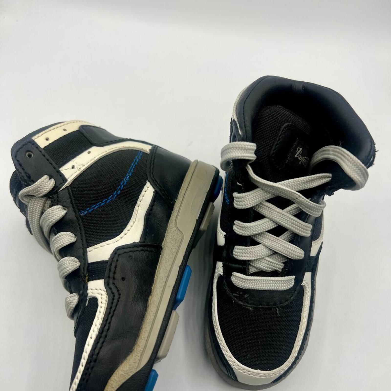 Vasque Urban Mid Top Sneakers Toddler Black White Blue