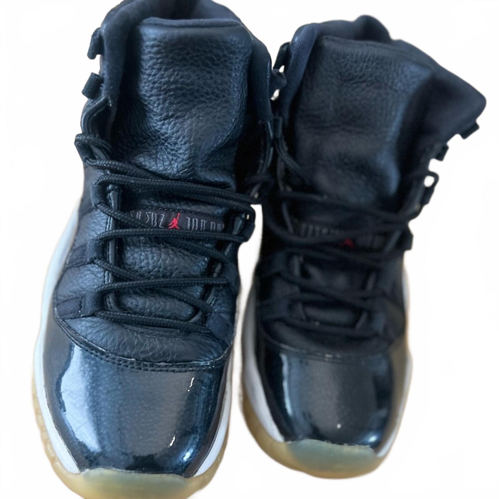 Air Jordan 11 Retro Kids Sneakers Black White Size 6.5Y Patent Leather Classic