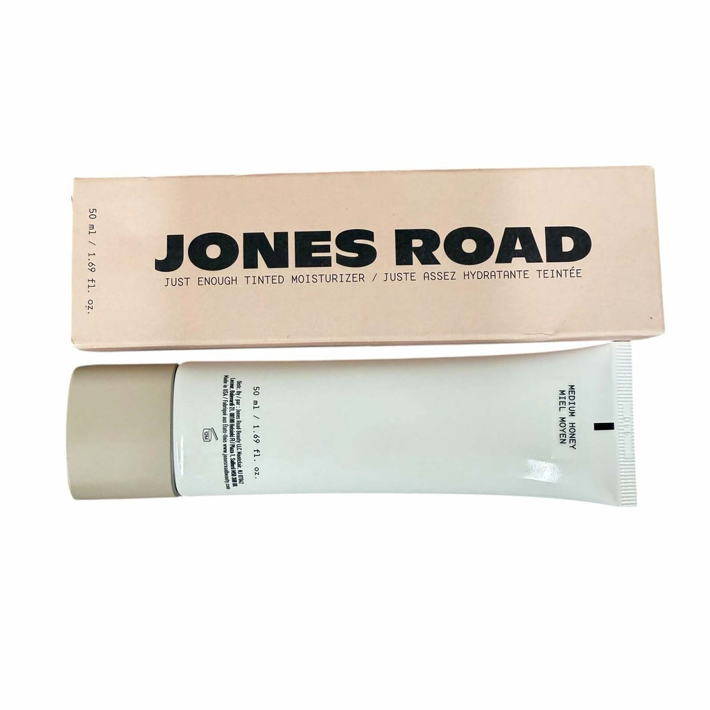 JONES ROAD Just Enough Tinted Moisturizer (Medium Honey)