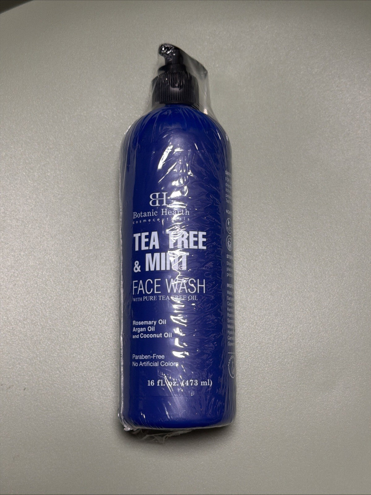 Botanic Hearth Tea Tree Face Wash