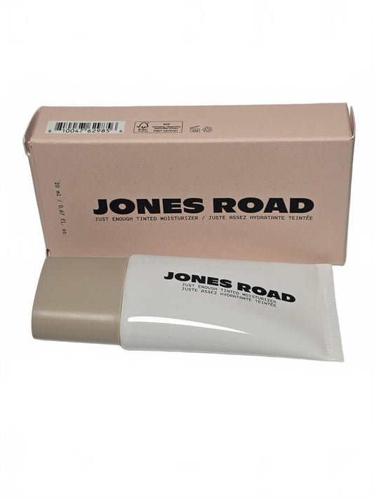 Jones Road Just Enough Tinted Moisturizer Mini in Alabaster, 0.67 oz