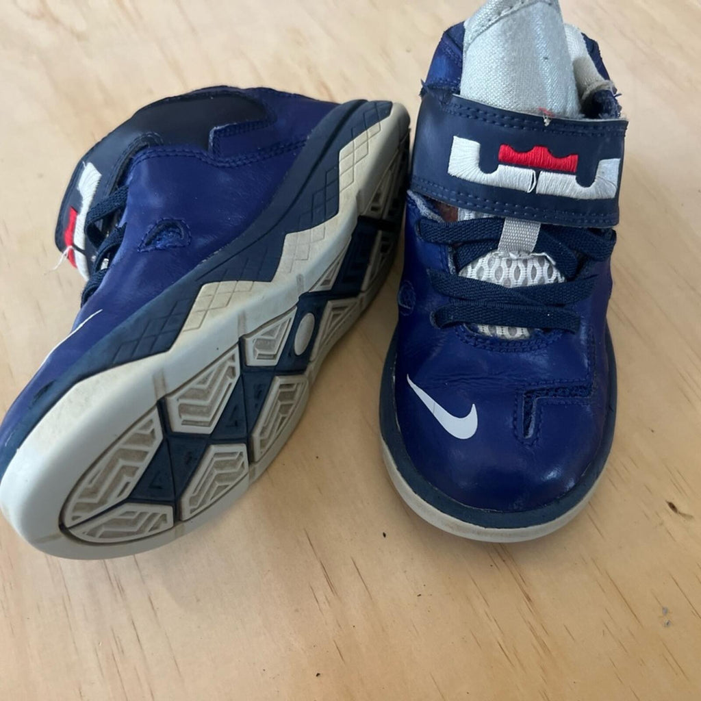 Nike Kids Navy and White Sneakers