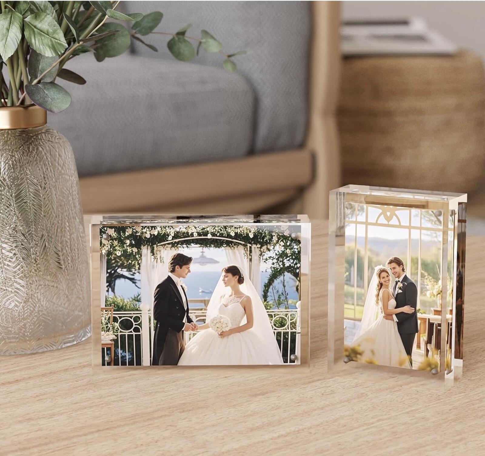 Clear Acrylic Picture Frame ✨ Floating Memory Display