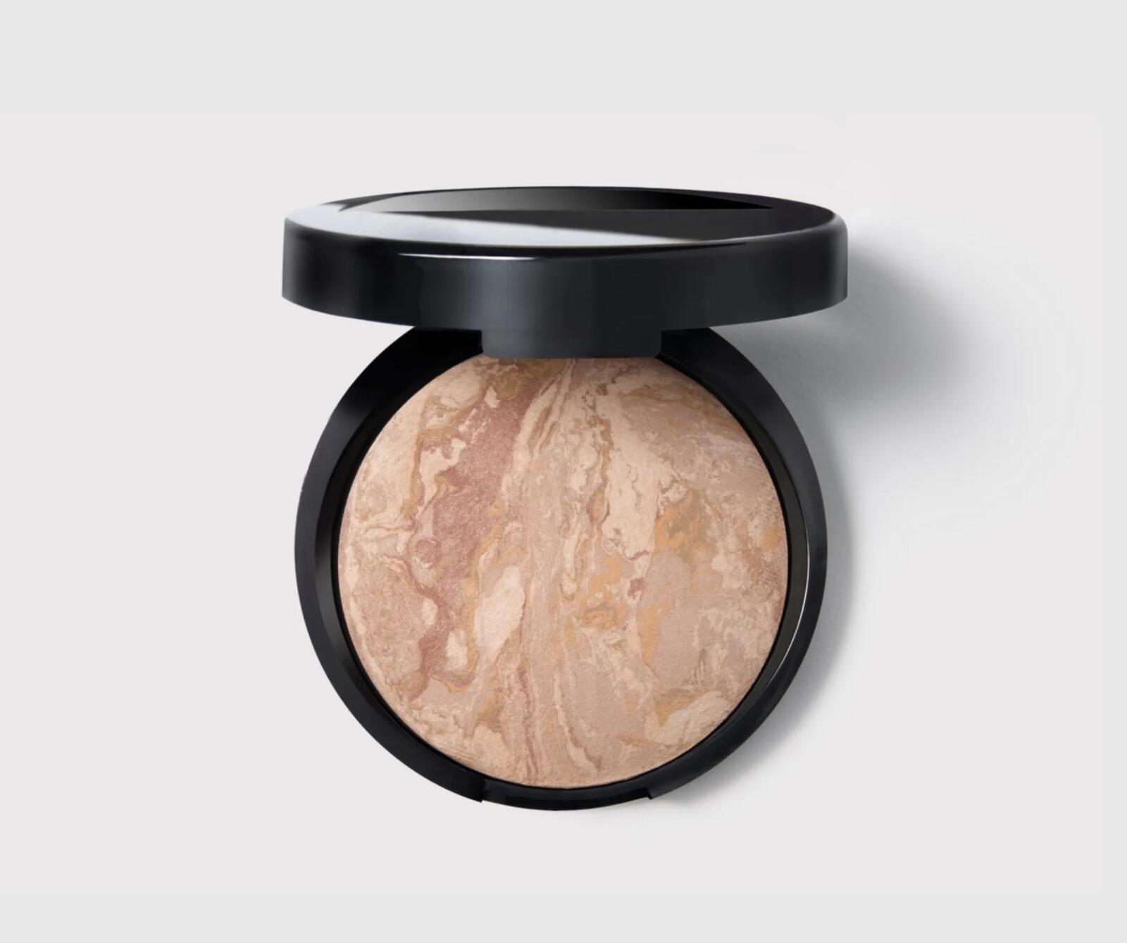 LG Baked Balance-n-Brighten Foundation Color Correcting (Shade-Porcelain)