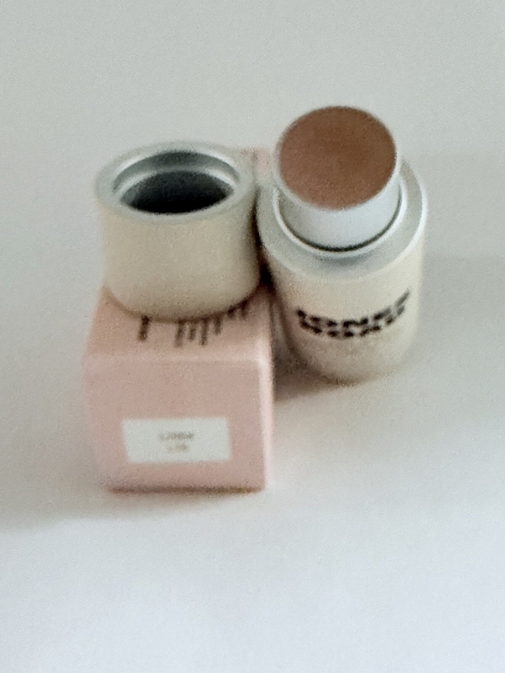 Jones Road Your Skin Foundation Stick (Linen)
