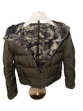 The North Face Boys Hooded Puffer Jacket Olive Green Camo Lining Size M