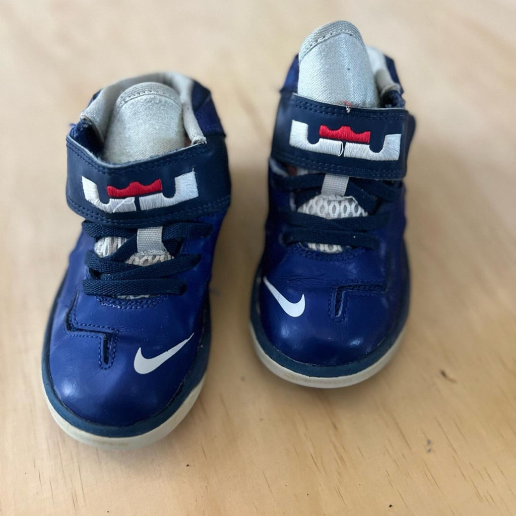 Nike Kids Navy and White Sneakers