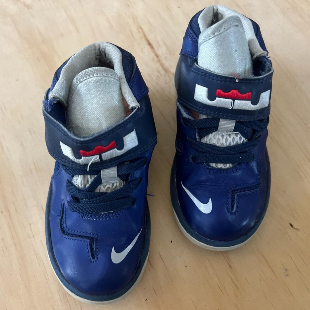 Nike Kids Navy and White Sneakers