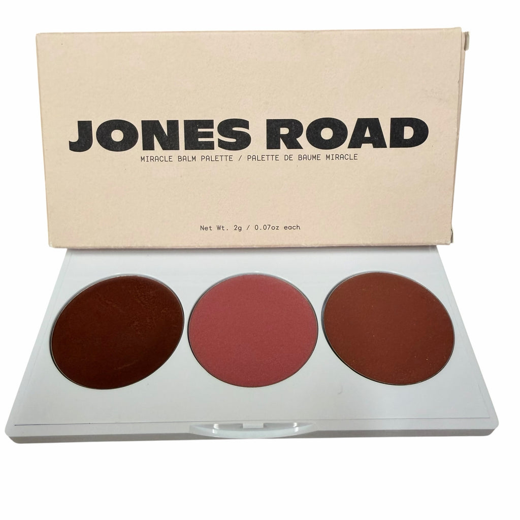 Run Don't Walk Finds Jones Road Miracle Balm Palette in Party with three buildable, dewy cream shades in a compact.